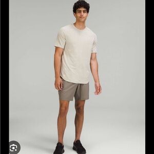 Lululemon License to Train shirt in Marble Map Jacquard Raw Linen. Large